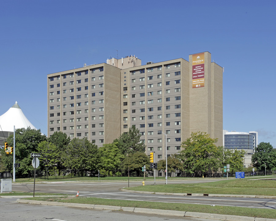 Phoenix Place in Pontiac, MI - Foto de edificio