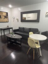 349 Meridian Ave in Miami Beach, FL - Building Photo