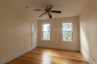 3 Parker Hill Ter, Unit #2 in Boston, MA - Building Photo - Building Photo