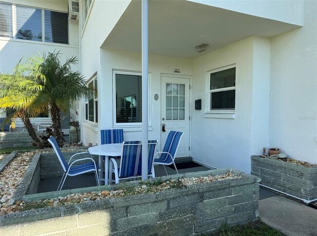 property at 487 1st St S