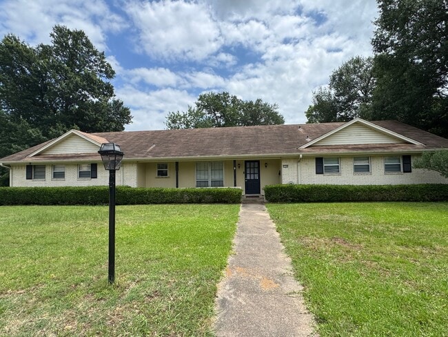 property at 2598 Clark Ln
