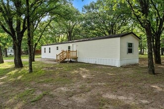 367 Box Rd in Gun Barrel City, TX - Building Photo - Building Photo