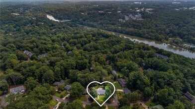 245 Willow Springs Dr in Roswell, GA - Building Photo - Building Photo