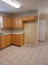 210 Bobbie Ann Ct in Granbury, TX - Building Photo - Building Photo