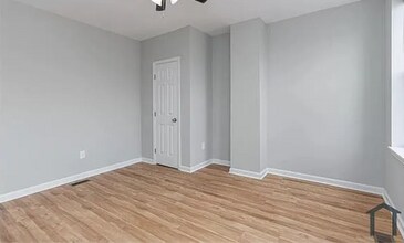 4000 Massachusetts Ave in Baltimore, MD - Building Photo - Building Photo