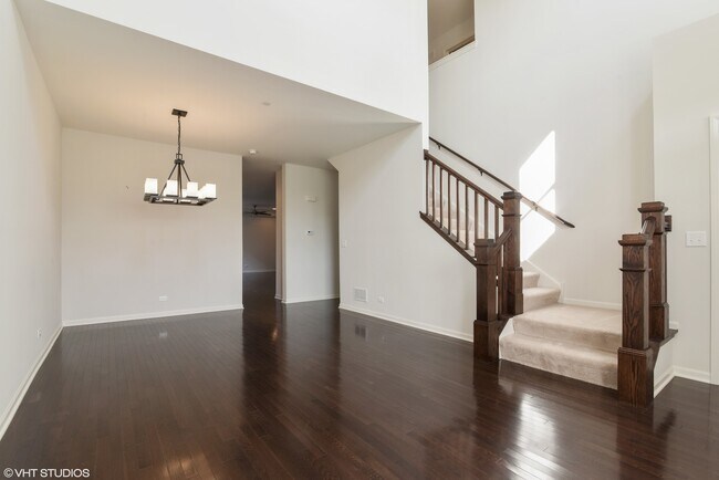 1950 Shermer Rd in Glenview, IL - Building Photo - Building Photo