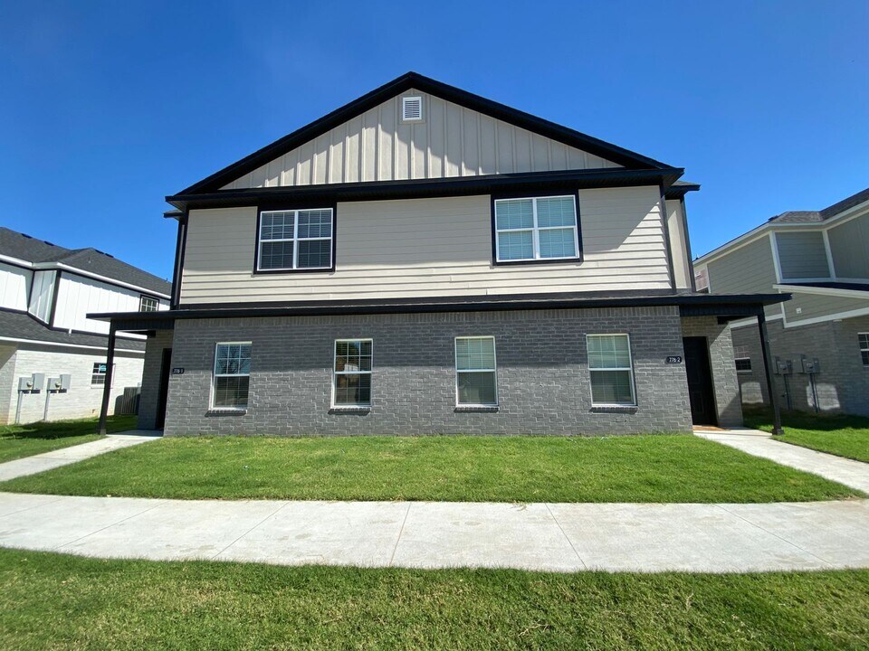 778 S Amarillo Ave in Fayetteville, AR - Building Photo