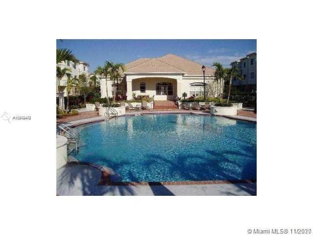 property at 9833 Baywinds Blvd