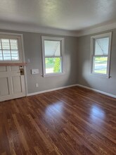 16606 Lotus Dr in Cleveland, OH - Building Photo - Building Photo