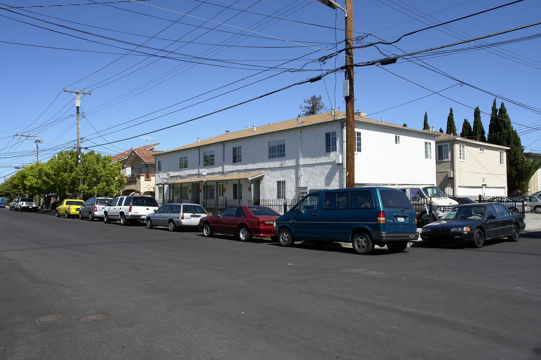 519 Hilton St in Redwood City, CA - Foto de edificio