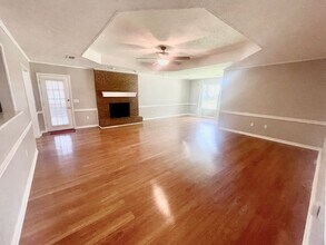 147 Plum Tree Rd in Brandon, MS - Foto de edificio - Building Photo