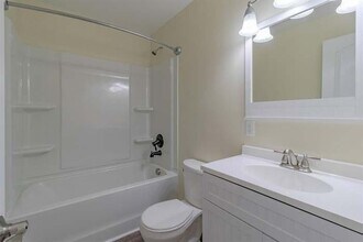 728 Lafayette Rd in Clarksville, TN - Building Photo - Building Photo