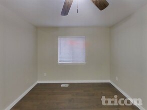 16216 39th St Ct E in Lake Tapps, WA - Building Photo - Building Photo