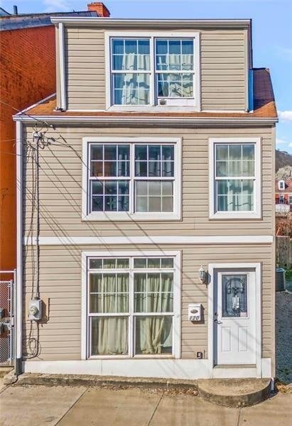 property at 120 S 12th St