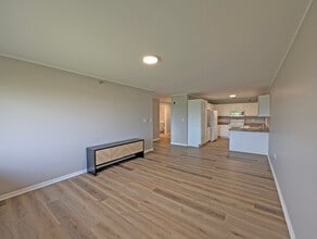 3370 W Brooke Ave in Waukegan, IL - Building Photo - Building Photo