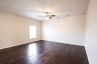414 E Harrison St in Springfield, MO - Foto de edificio - Building Photo