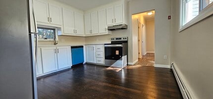 20 Park Ave in Webster, MA - Building Photo - Building Photo