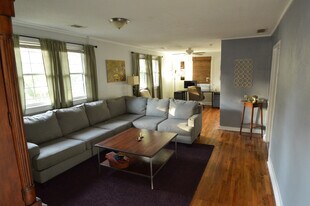 2388 Young Street in Atlanta, GA - Building Photo