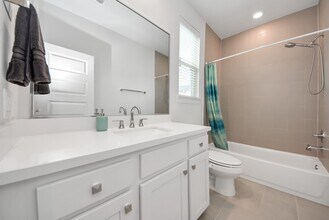 506 W Donovan St in Houston, TX - Building Photo - Building Photo