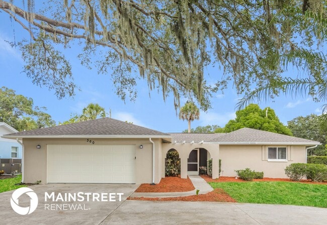 property at 360 Gulf Breeze Blvd