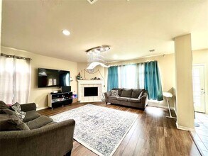 3648 Blue Spruce Dr in Euless, TX - Building Photo - Building Photo