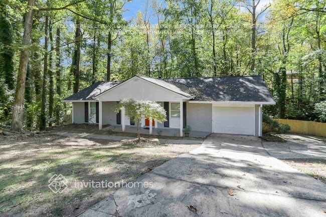 property at 142 Learner Ct