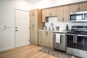 VESPR Apartments in College Place, WA - Foto de edificio - Interior Photo