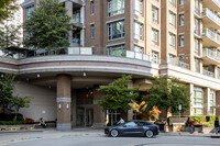 M1: METROPOLITAN RESIDENCES in Coquitlam, BC - Building Photo - Building Photo