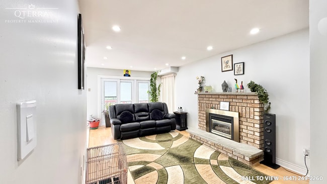 property at 1-15 Lord Simcoe Dr