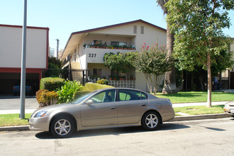 327 Geneva St in Glendale, CA - Building Photo - Building Photo