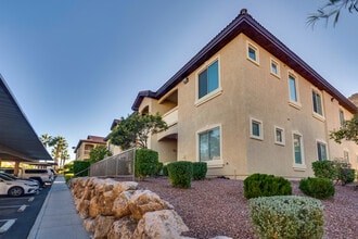 3475 Cactus Shadow St, Unit #101 in Las Vegas, NV - Building Photo - Building Photo