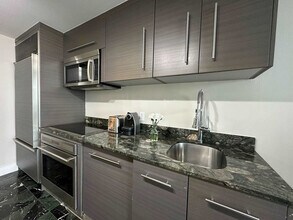 485 Brickell Ave in Miami, FL - Building Photo - Building Photo