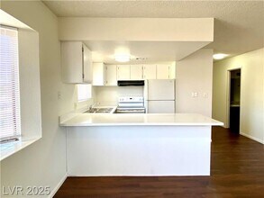 5323 Mancos Ct in Las Vegas, NV - Building Photo - Building Photo
