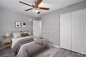 50 Lynn Meadows Ln in Florissant, MO - Building Photo - Building Photo