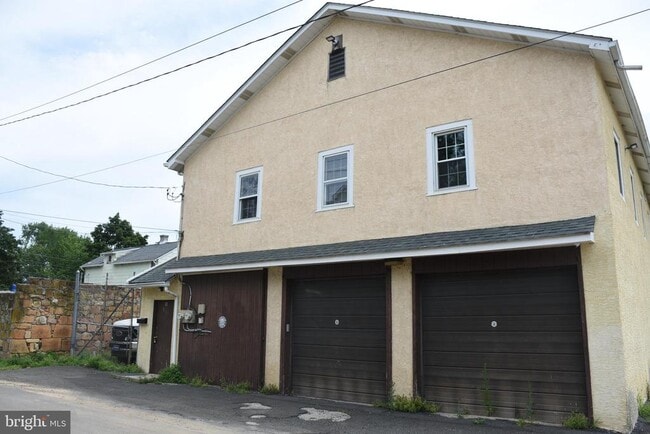 property at 103 Oak St