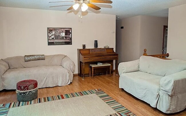 property at 4151 N Farm Rd 143