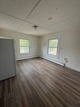 291 Spruce St in Manchester, CT - Building Photo - Building Photo