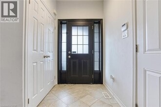 67 Padua Cres in Stoney Creek, ON - Building Photo - Building Photo