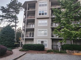 1105 River Green Dr NW in Atlanta, GA - Building Photo - Building Photo