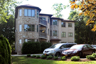 8 Hana Ln Apartments