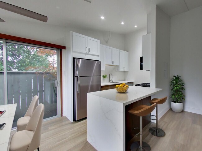 Riverwood Apartments in Napa, CA - Foto de edificio - Building Photo