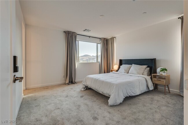 property at 3275 Railhead Xing