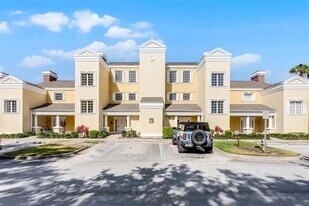 1322 Seven Eagles Ct, Unit 301 in Kissimmee, FL - Building Photo