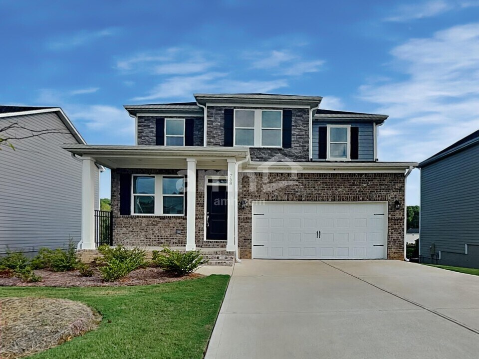758 Alcovy Ml Pk in Lawrenceville, GA - Foto de edificio