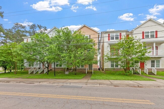 property at 1775 Belle Vue Way