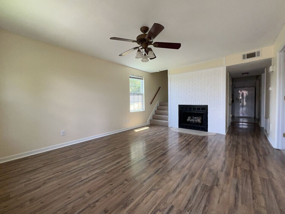 114 Deer Point Ln in Hendersonville, TN - Building Photo