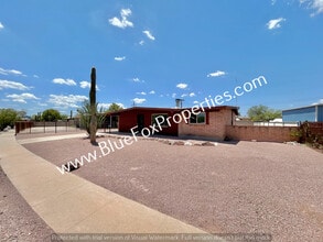 4853 N Calle Harmonia in Tucson, AZ - Building Photo - Building Photo