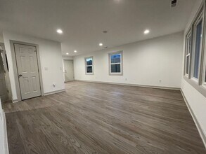 5604 Bavarian Ln in Wilmington, NC - Building Photo - Building Photo