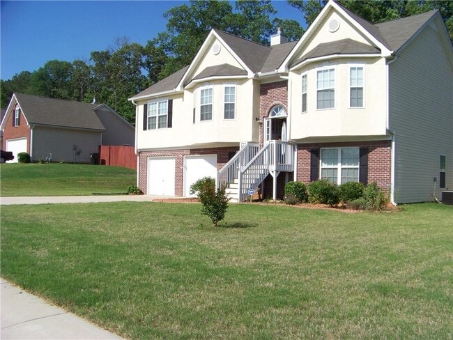 167 Peachtree Glen Dr