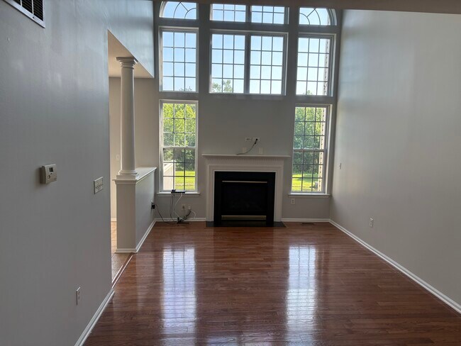 173 Westbrook Dr in Swedesboro, NJ - Building Photo - Building Photo